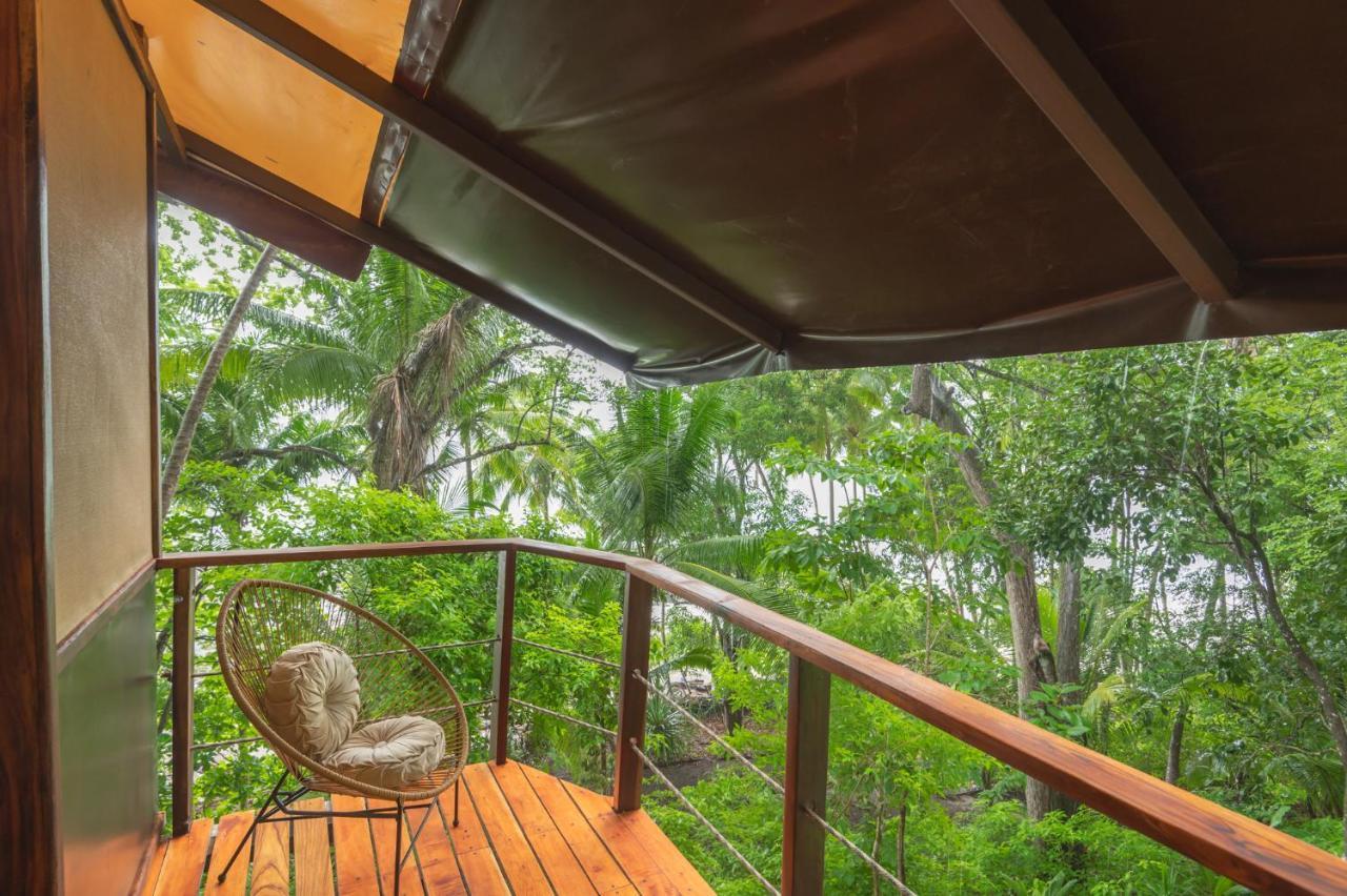 Hotel Vivos Beachfront Experience