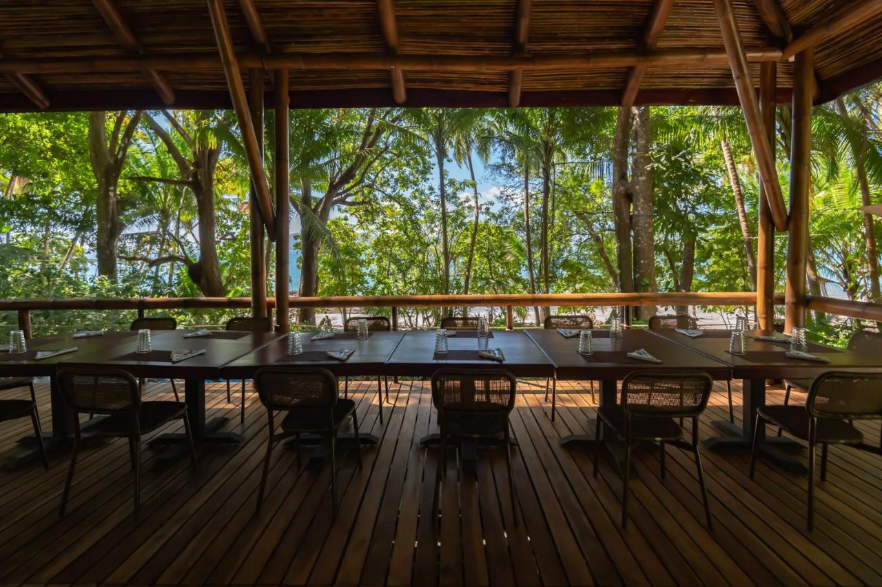 Hotel Vivos Beachfront Experience Pochote